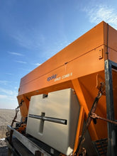 Load image into Gallery viewer, 2009 Epoke Sirius Combi 2 SH4400 Salt Spreader