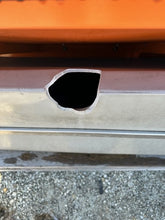 Load image into Gallery viewer, 2016 Epoke Igloo S2400 ES Bulk Spreader